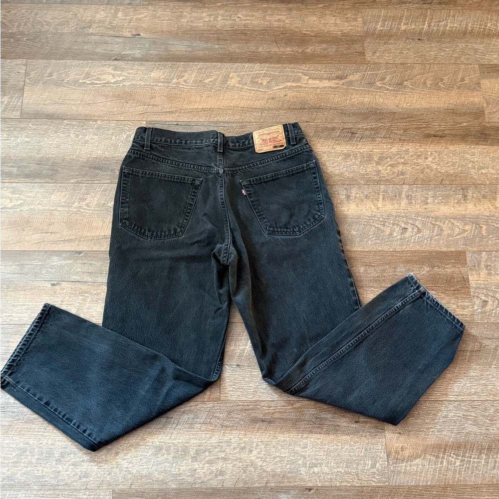 Vintage Red Tab Levi’s 550 Jeans
